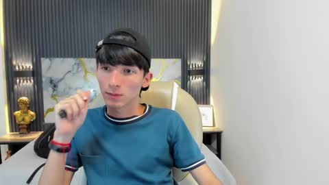 Snapshot of jake_evanss_ chatting on October 2025 08:39:01 PM JAKE online show from October 2025 08:39:01 PM