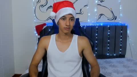 Hi guys im new 3 online show from December 2024 02:31:01 AM