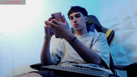 jake_tripp online show from December 2024 04:27:02 AM