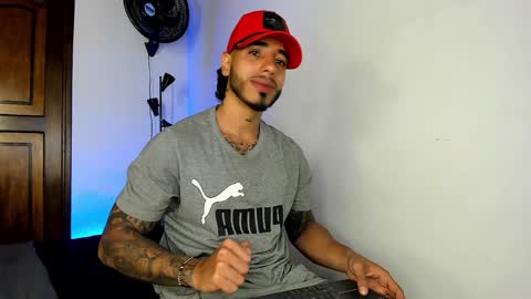 Snapshot of jakee_brown chatting on January 2025 06:17:01 AM Santiago online show from January 2025 06:17:01 AM