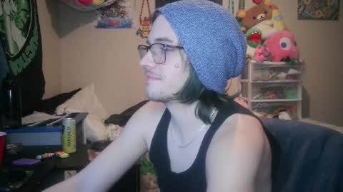 Jakieepoo212 online show from December 2024 05:42:01 AM