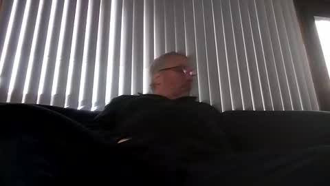 jakob120966 online show from October 2025 01:00:01 PM