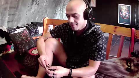 Snapshot of jakobfaqk91 chatting on October 2025 12:06:01 PM GiakyFaqk online show from October 2025 12:06:01 PM