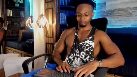   online show from October 2025 03:36:02 AM