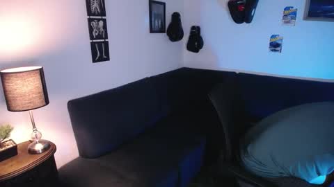 james_cr online show from March 2026 02:04:01 AM