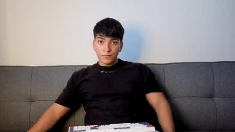 james_silva1 online show from April 2026 09:50:02 PM