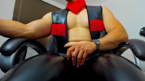 Snapshot of james_thick1 chatting on December 2024 12:41:02 AM James online show from December 2024 12:41:02 AM