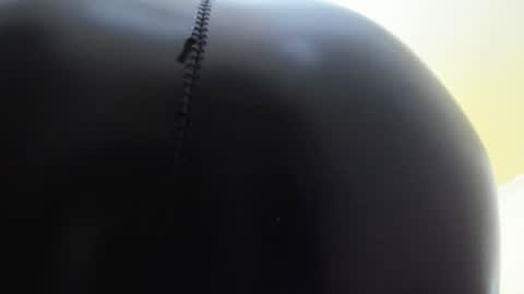 Snapshot of james_thick1 chatting on December 2024 04:14:02 PM James online show from December 2024 04:14:02 PM