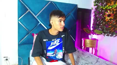 Snapshot of jamesconnor001 chatting on November 2025 07:08:02 PM James online show from November 2025 07:08:02 PM