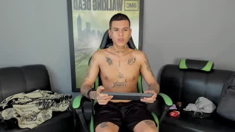 Snapshot of jamesinked_ chatting on January 2025 07:02:02 PM Jamesinked online show from January 2025 07:02:02 PM