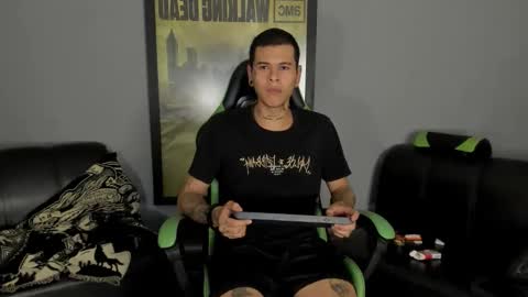 Snapshot of jamesinked_ chatting on January 2025 02:14:01 AM Jamesinked online show from January 2025 02:14:01 AM