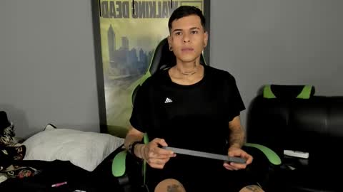 Snapshot of jamesinked_ chatting on March 2025 08:10:01 PM Jamesinked online show from March 2025 08:10:01 PM