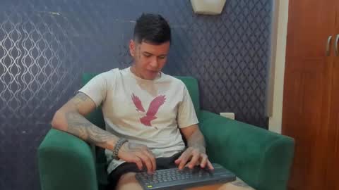 Snapshot of jamesinked_ chatting on October 2025 06:16:02 PM Jamesinked online show from October 2025 06:16:02 PM