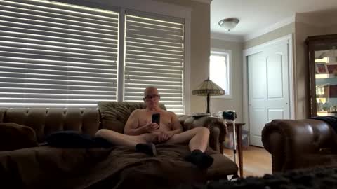 jamesjoyce52 online show from November 2025 02:41:01 PM