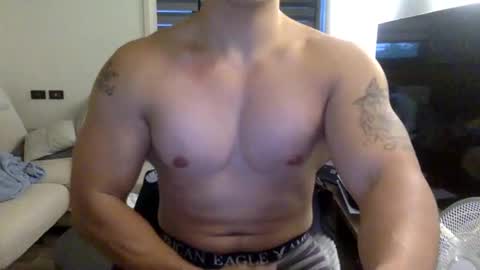 jamesmo820913 online show from November 2025 09:00:02 AM