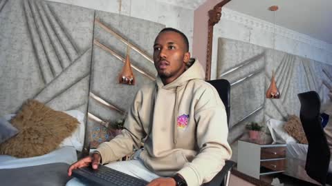 James  online show from January 2025 12:39:02 PM