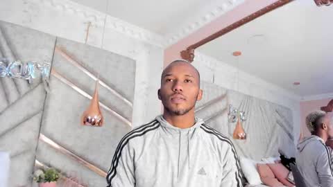 James  online show from February 2025 12:39:02 PM