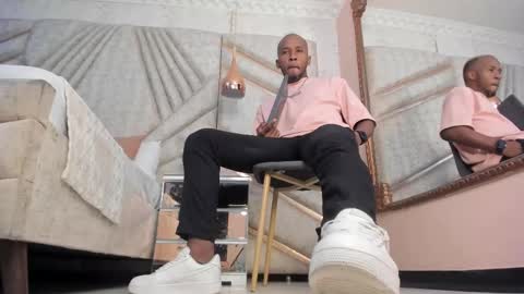 James  online show from February 2025 02:41:01 PM