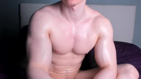 Snapshot of jamesstong chatting on January 2025 11:33:01 PM James Strong online show from January 2025 11:33:01 PM