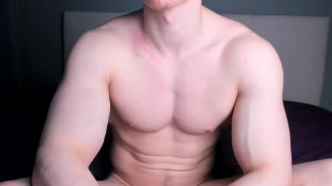 Snapshot of jamesstong chatting on February 2025 01:34:01 AM James Strong online show from February 2025 01:34:01 AM