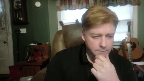 Snapshot of jamesxxxcam chatting on April 2026 09:42:02 PM James online show from April 2026 09:42:02 PM