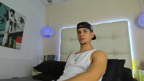 Snapshot of jamexxx1 chatting on August 2026 09:28:01 PM --- James --- online show from August 2026 09:28:01 PM