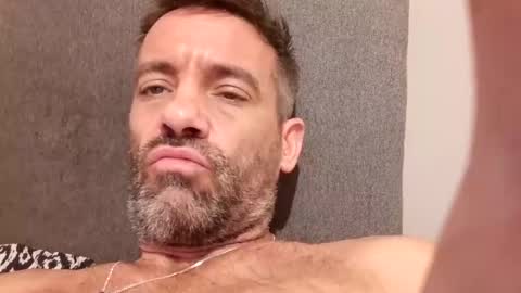 Snapshot of jamie198307 chatting on September 2025 02:55:01 PM jamie198307 online show from September 2025 02:55:01 PM