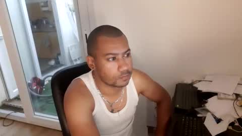 Snapshot of jamielonnas chatting on October 2025 11:00:01 AM Jamie Lonnas online show from October 2025 11:00:01 AM