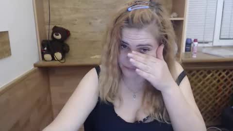 janaloveli online show from April 2026 06:19:02 PM