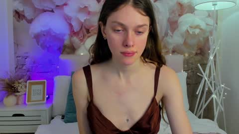 Snapshot of jane__brown chatting on February 2025 04:22:01 PM Jane online show from February 2025 04:22:01 PM