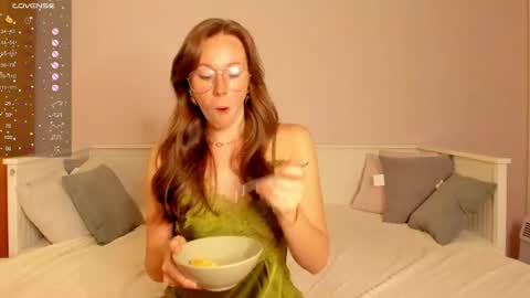 Snapshot of jane_danels chatting on June 2026 02:40:01 PM Jane Danels online show from June 2026 02:40:01 PM