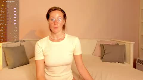 Snapshot of jane_danels chatting on July 2026 05:28:02 PM Jane Danels online show from July 2026 05:28:02 PM