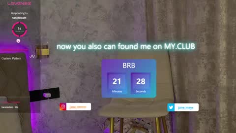 Snapshot of jane_meys chatting on January 2025 08:13:02 AM your kitty JANE roawww online show from January 2025 08:13:02 AM