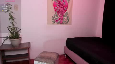 Snapshot of janeruss_ chatting on October 2025 07:00:02 AM Jane online show from October 2025 07:00:02 AM