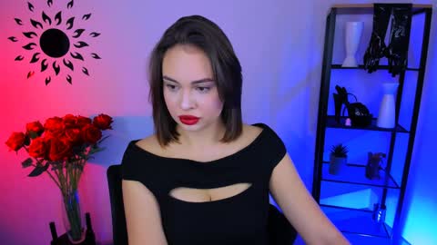 janewyatt online show from December 2024 05:12:01 AM