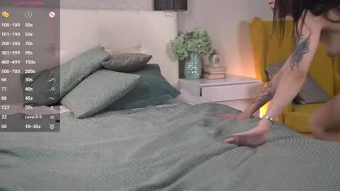 Ellie online show from June 2026 02:33:01 PM