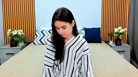 janicerivera online show from April 2026 06:05:01 AM