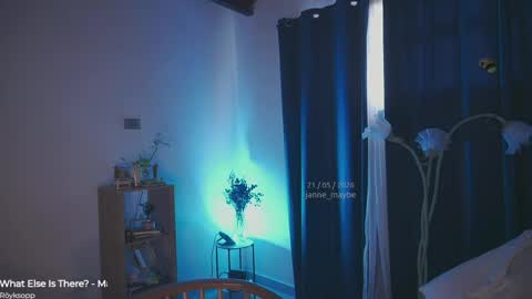Snapshot of janne_maybe chatting on May 2026 02:35:01 PM jmaybe e online show from May 2026 02:35:01 PM