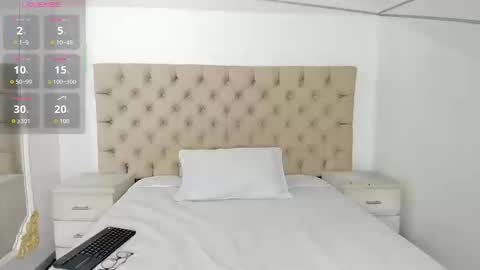 Janne  online show from September 2025 09:26:01 PM