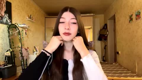 janntenpenny online show from September 2025 08:04:02 AM