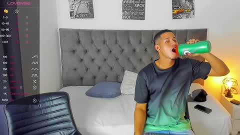 janomar01 online show from January 2025 06:24:02 PM