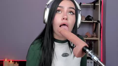 Maria online show from September 2025 02:15:02 AM