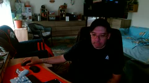 Snapshot of jasmarks2000 chatting on July 2026 05:28:01 PM JasMarks online show from July 2026 05:28:01 PM