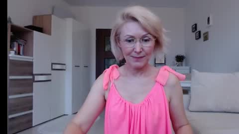 Jasmin room for people 40 online show from January 2025 01:29:01 PM