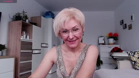 Jasmin room for people 40 online show from November 2025 08:39:02 AM