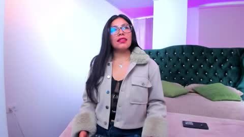 Snapshot of jasmin40 chatting on September 2025 01:22:02 PM jasmin40 online show from September 2025 01:22:02 PM