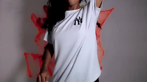 Snapshot of jasmin_brunette_ chatting on October 2025 02:58:02 PM Jasmin online show from October 2025 02:58:02 PM