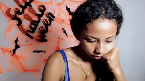 Snapshot of jasmin_brunette_ chatting on October 2025 01:01:01 PM Jasmin online show from October 2025 01:01:01 PM