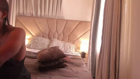 Snapshot of jasmin_melons chatting on June 2026 10:52:01 AM jasmin_melons online show from June 2026 10:52:01 AM