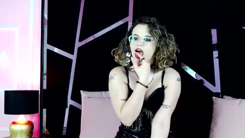 Jasmin online show from October 2025 06:23:02 AM